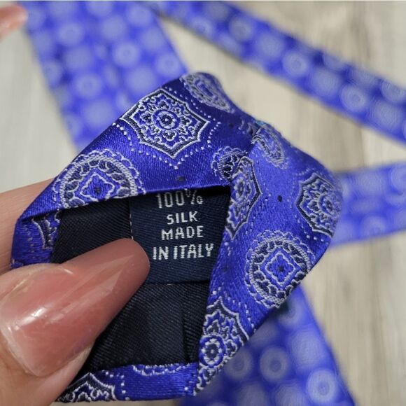 Paul fredrick necktie - Picture 4 of 7